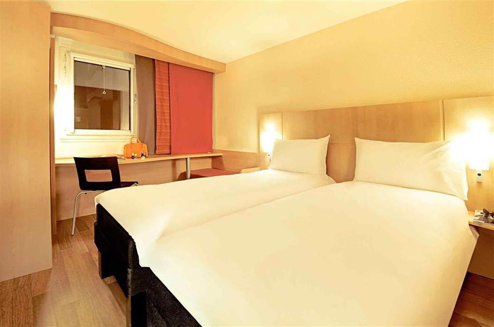 Ibis Maine Montparnasse Hotel Paris Phòng bức ảnh